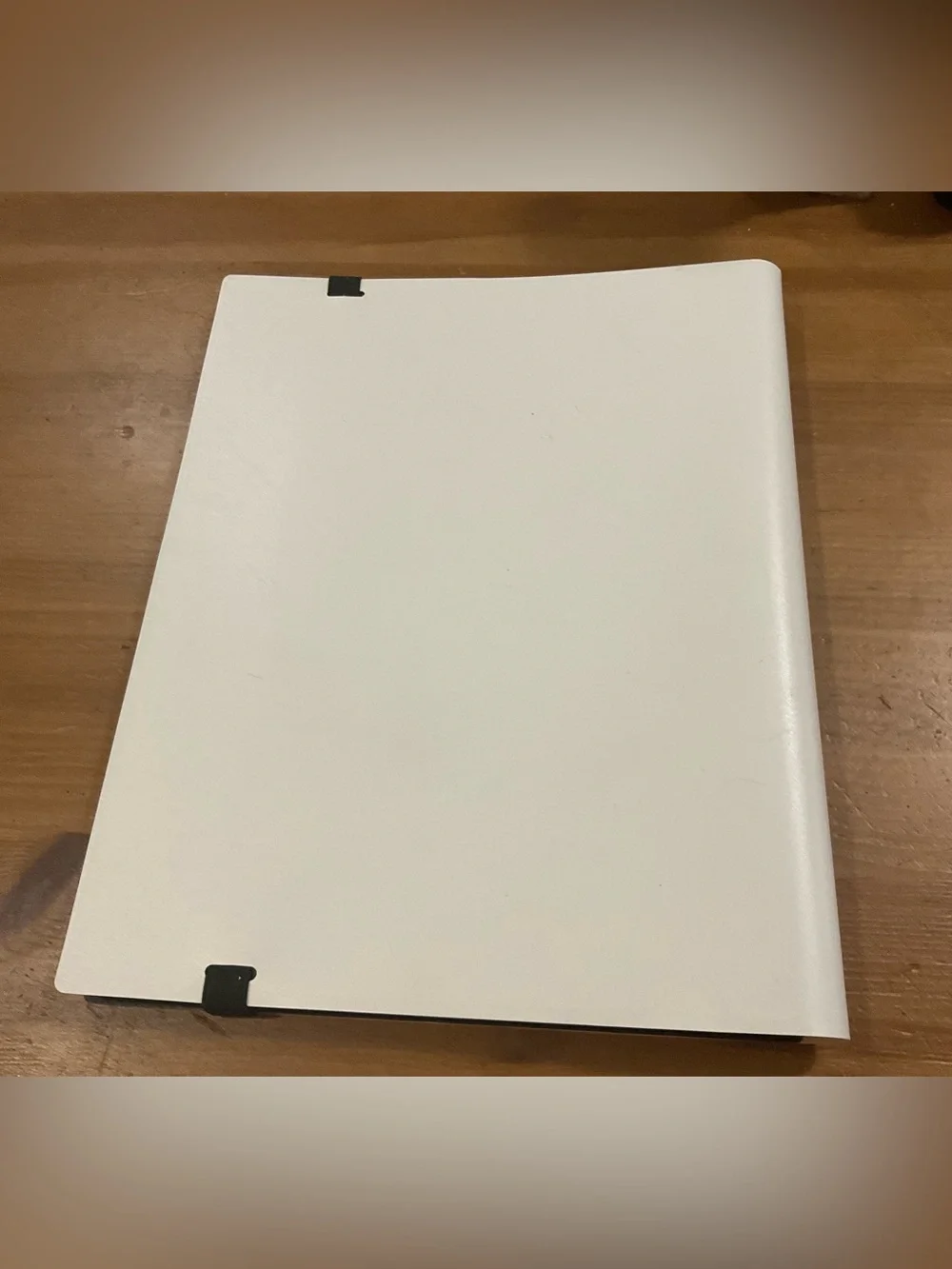 Ultra Pro: Card Binder Sleeve Album - white plastic with black strap 20 pages.